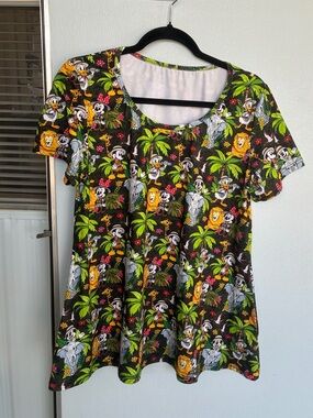 Ambrie Disney Safari Top Women's Medium T-Shirt